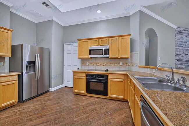 Foto del edificio - 9917 Channing Rd