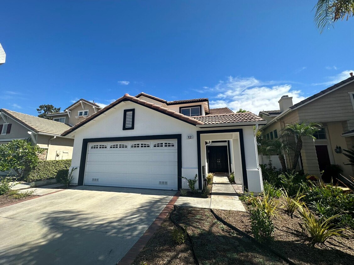 12 Parterre Ave, Lake Forest, CA 92610 House Rental in Lake Forest
