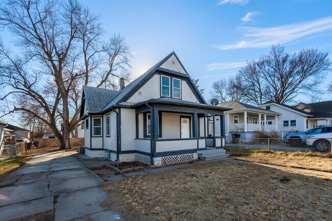 Foto del edificio - Spacious and Inviting 3 Bed 2 Bath House!