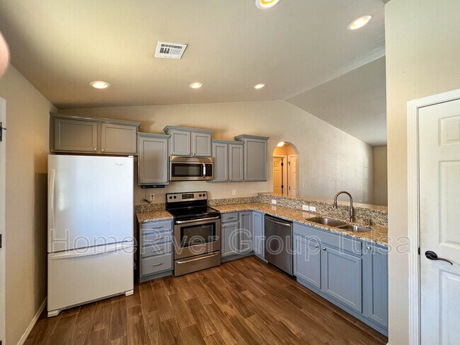 Building Photo - 8611 S 264th E Ave