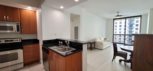 Foto del edificio - 801 S Olive Ave