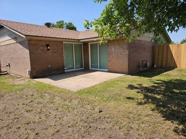 Foto del edificio - 8606 Brookline Ave