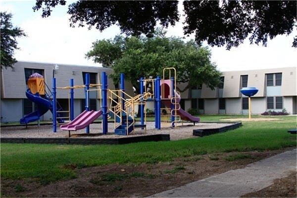 Foto del edificio - 800 N 123 Byp