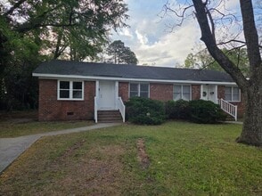 Building Photo - 502 N Audubon Ave