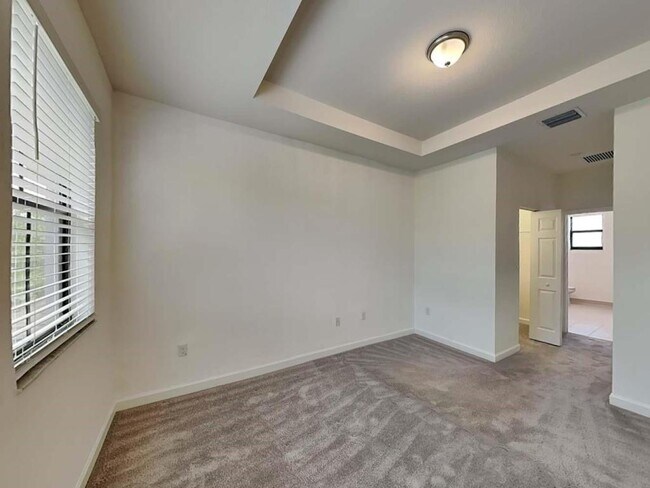 Foto del edificio - 1631 SW 29th St