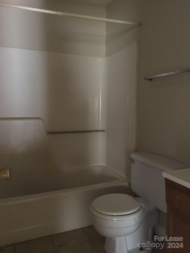 Foto del edificio - 1917 Parkdale Ave