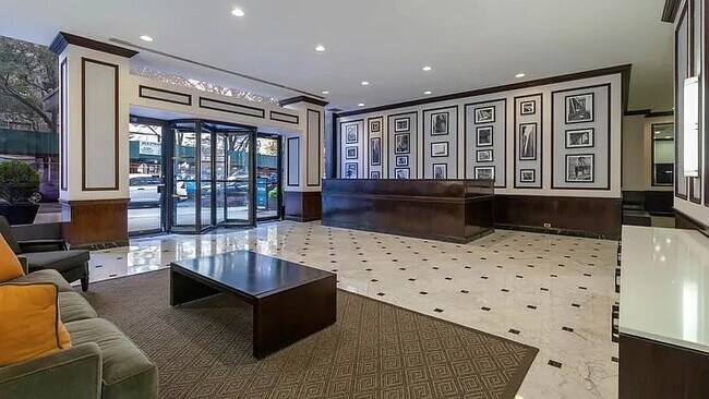 Foto del edificio - 240 E 27th St