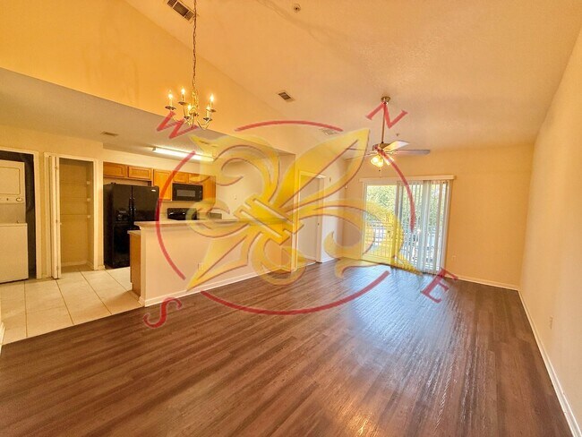 Building Photo - Cozy 2-Bedroom Condo in Willow Ridge with ...