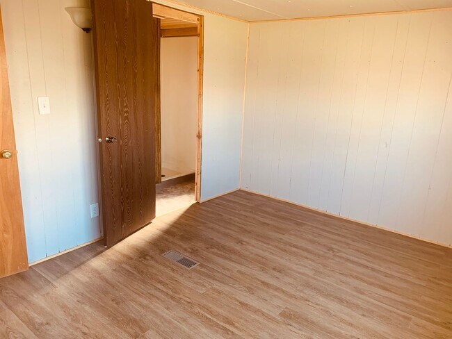 Foto del edificio - 2 Bedroom 2 bath Mobile Home in Great Falls
