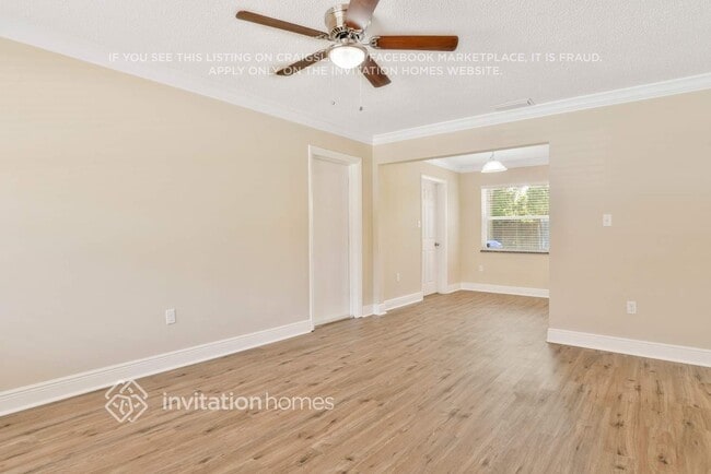 Foto del edificio - 1504 Pine Lake Rd