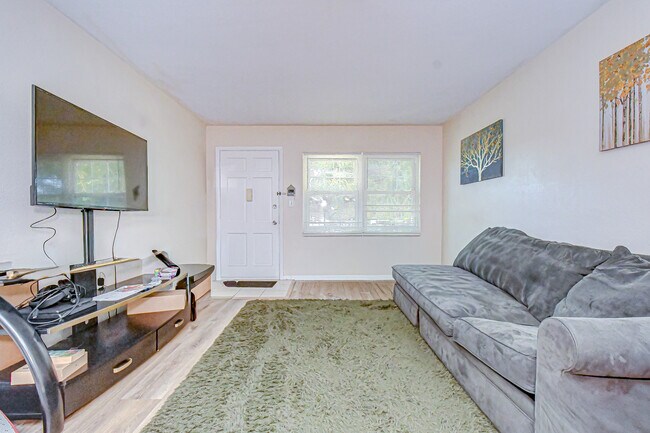 Building Photo - 5155 9th Ave N