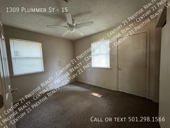 Building Photo - 1309 Plummer St
