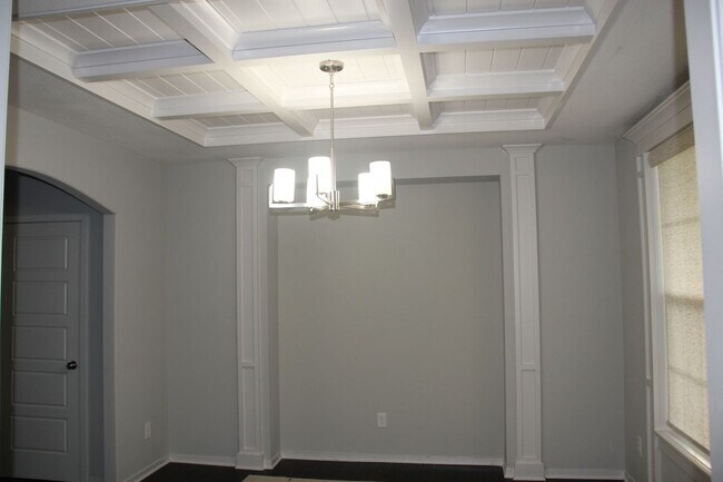 Foto del edificio - 20469 W 108th St