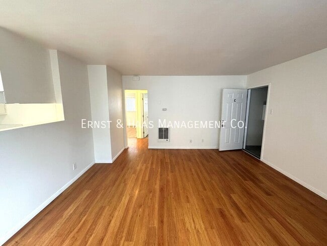 Foto del edificio - 840 Walnut Ave