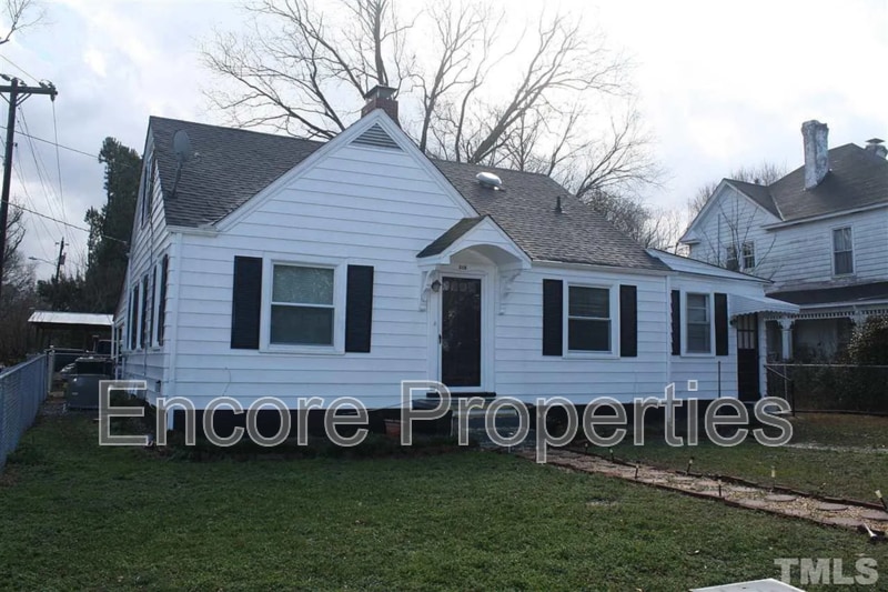 Primary Photo - 216 E Sycamore St