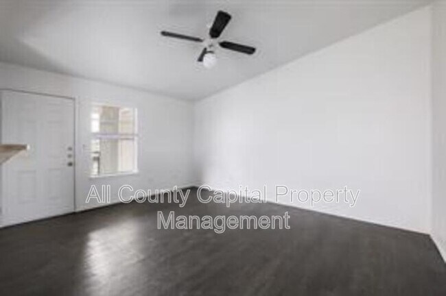 Building Photo - 8503 Colony Loop Dr