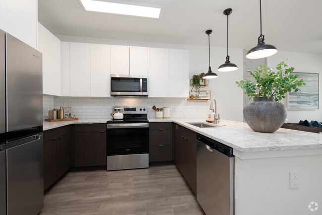 Interior Photo - Avian Apartments