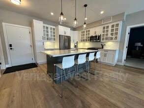 Building Photo - 3475-3475 Granite Cl