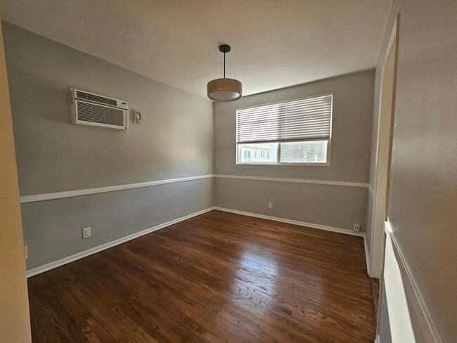 dining room - 1227 S Holt Ave