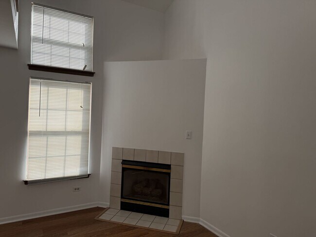 Foto del edificio - 18083 Vista Dr