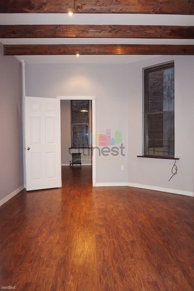 Building Photo - 179 7th Ave