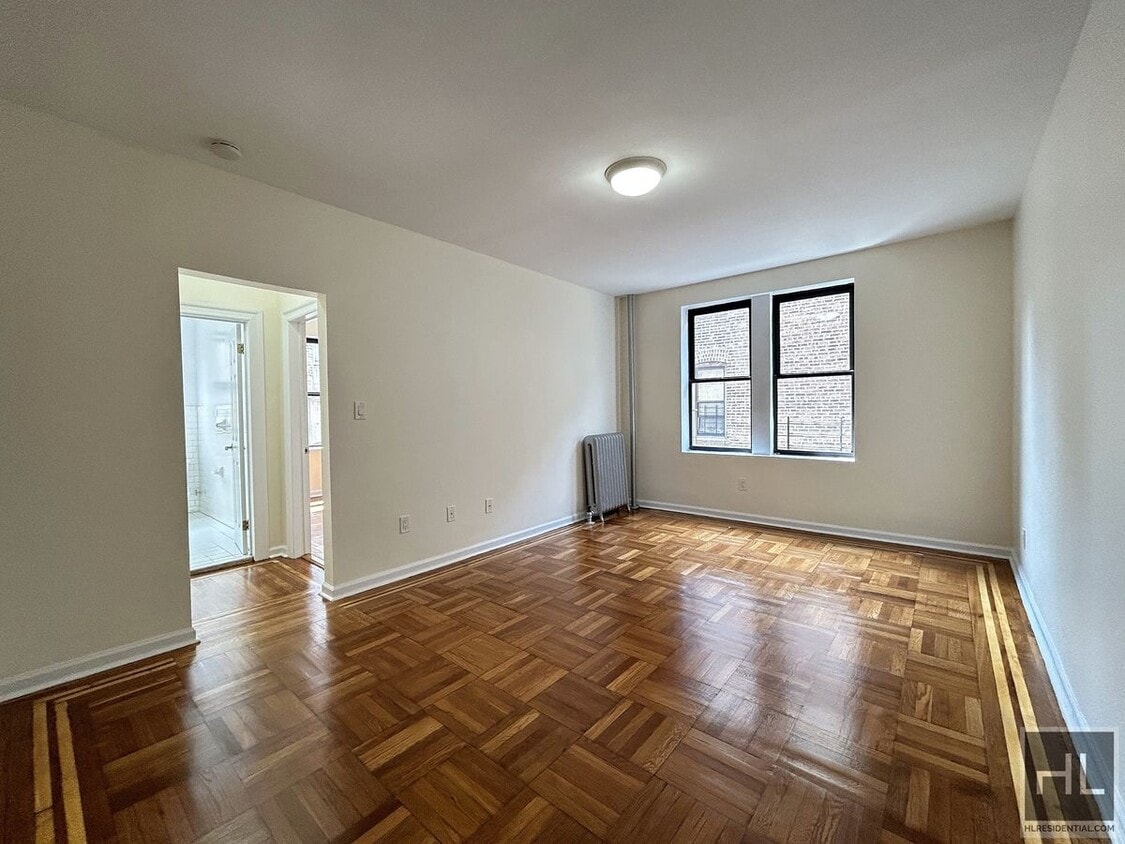 Primary Photo - West 171st Street