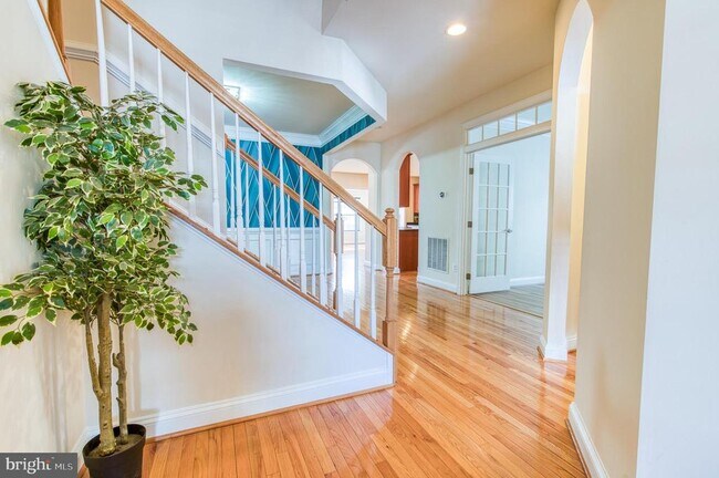 Foto del edificio - 315 Quarry Point Rd