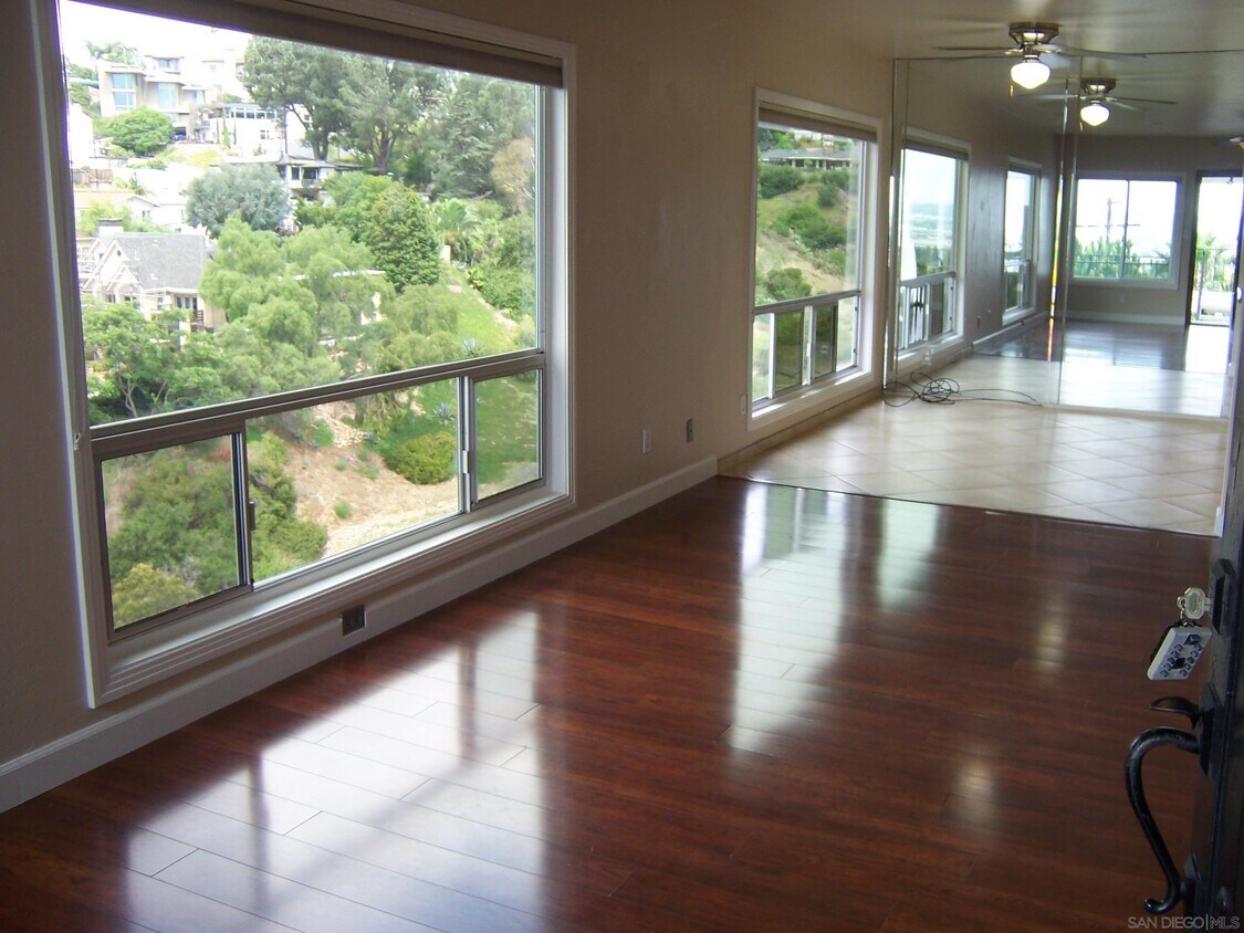 1828 Linwood St Unit 12, San Diego, CA 92110 Condo for Rent in San Diego, CA