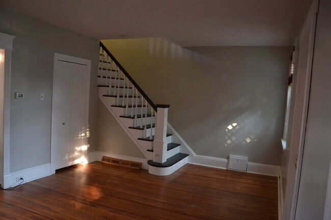 Foto del edificio - 219 Olive St