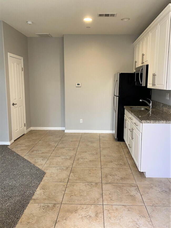 Foto del edificio - 32406 Whispering Glen Trail