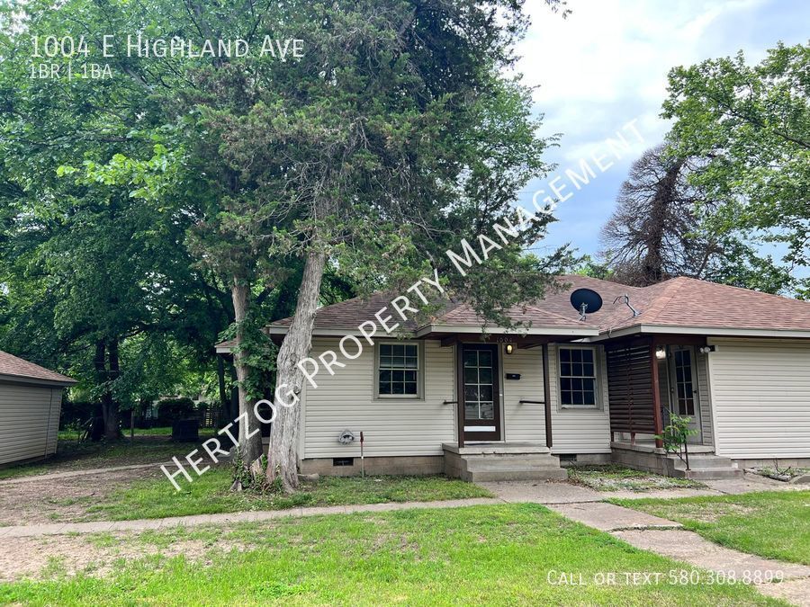 1004 E Highland Ave, Ponca City, OK 74601 House Rental in Ponca City