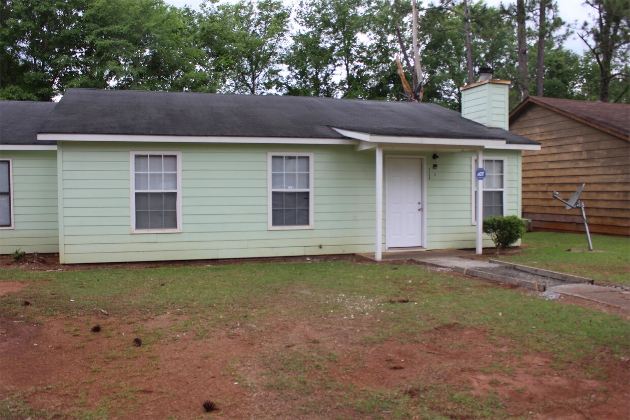 3006 Kensington Ct, Albany, GA 31721 Townhome Rentals in Albany GA