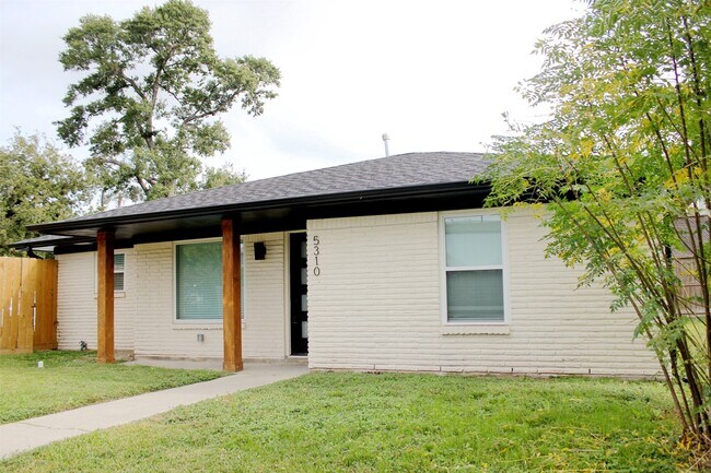 Foto del edificio - 5310 Randon Rd