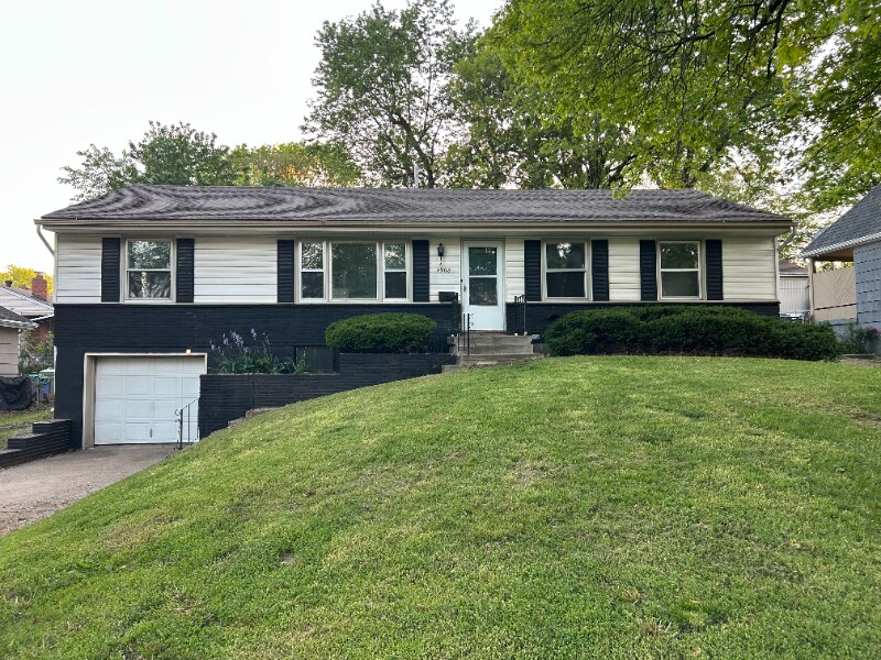 Foto principal - 4908 N Cleveland Ave