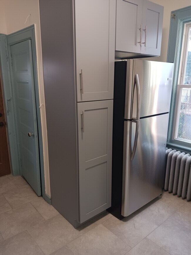 Foto del edificio - 352 E 22nd St