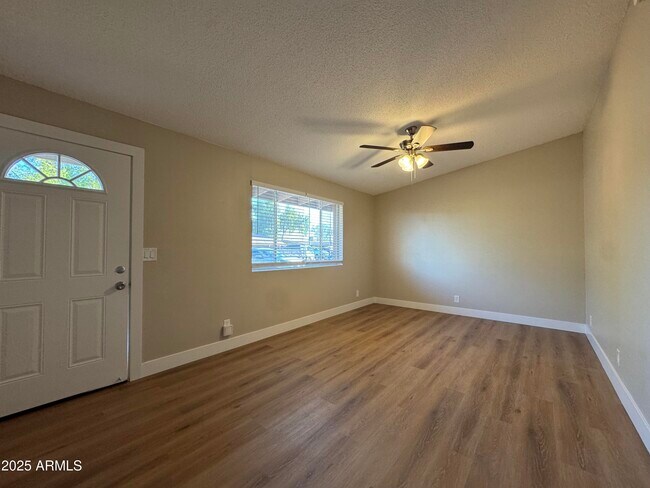 Building Photo - 2020 E Arbor Ave