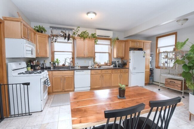 Foto del edificio - 10 Washington Ave