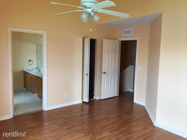 Foto del edificio - 3 br, 2.5 bath  - Rennaissance - Briar Bay