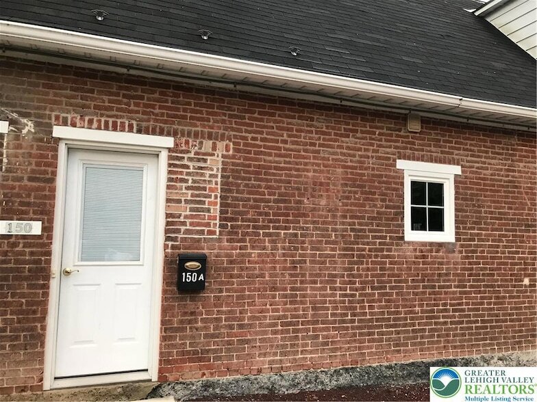 Foto principal - 150 N Green St