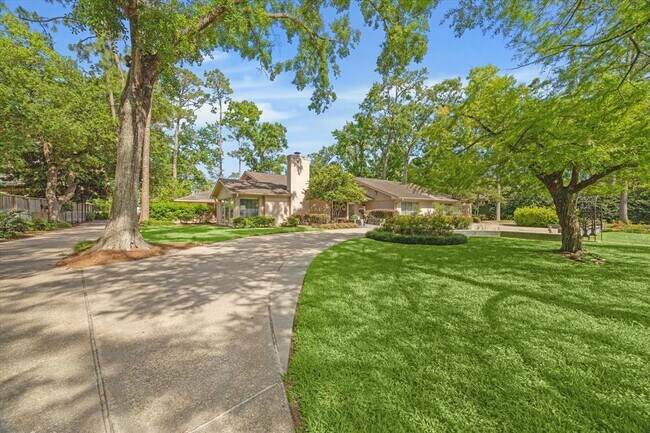 Foto del edificio - 614 Saddlewood Ln