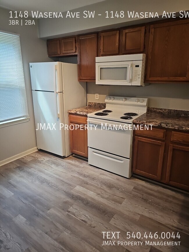 Foto del edificio - 1148 Wasena Ave SW