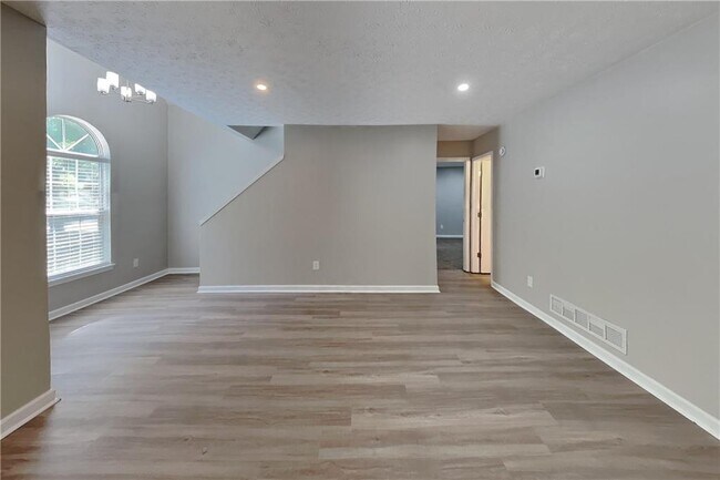Foto del edificio - 620 Gregory Manor Dr SW