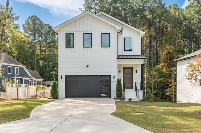 Custom 5 bedroom, 5 bathroom home with Woo... - Custom 5 bedroom, 5 bathroom home with Woo...