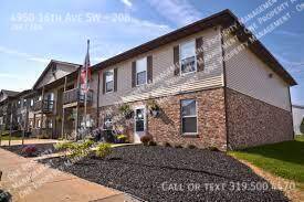 Foto principal - 4950 16th Ave SW