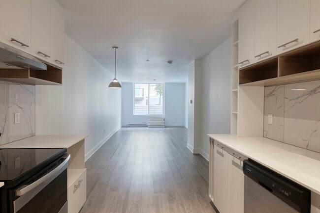 Photo du bâtiment - 9675 Av. Papineau