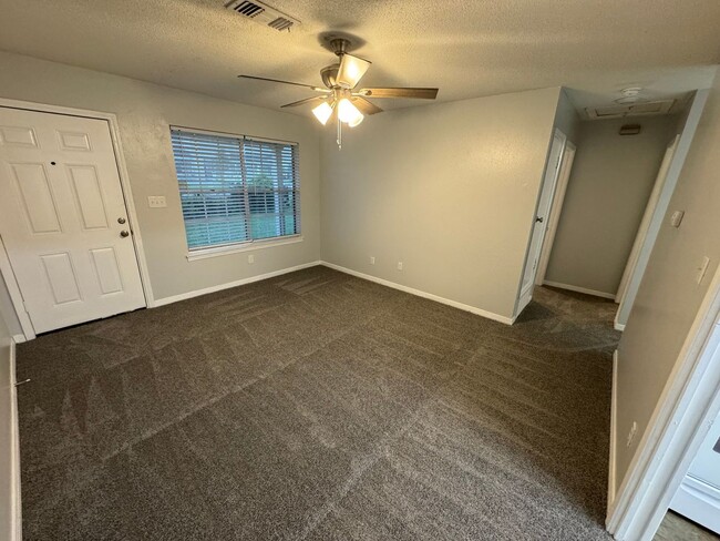 Foto del edificio - Pensacola - 2 Bedroom, 1 Bathroom