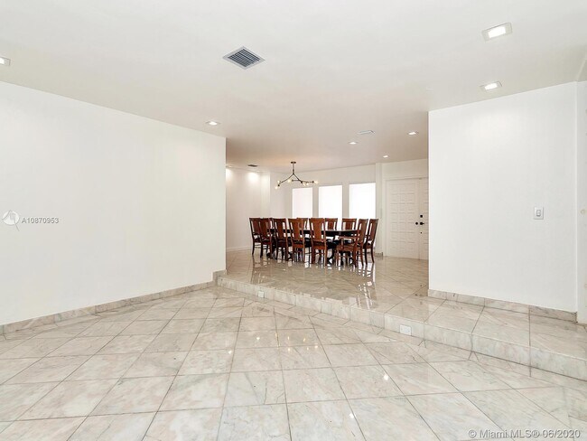 Foto del edificio - 3240 N 47th Ave