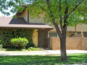 Building Photo - 1623 W Village Way