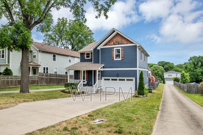 Building Photo - 2301 Carter Ave