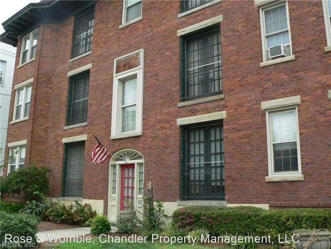 2 br, 1 bath House 1211 Colley Avenue 6 House Rental in Norfolk